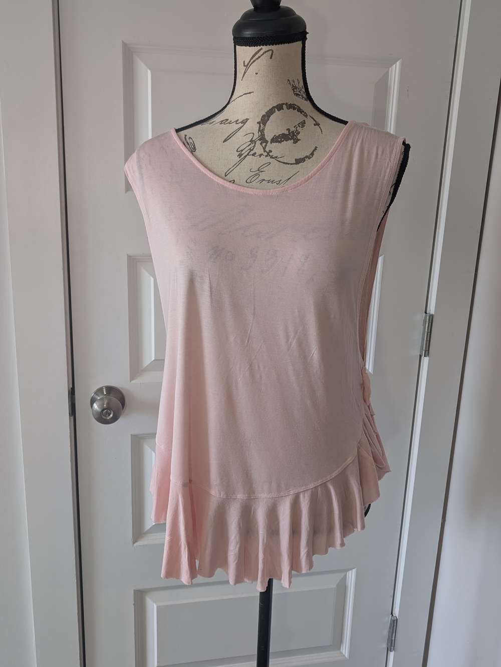 We The Free Pale Blush Ruffle-Hem Sleeveless Tank Top Size L